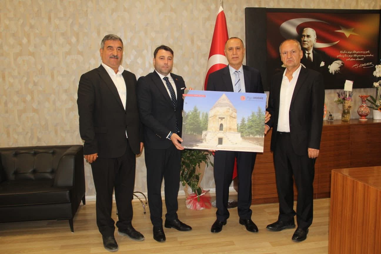 MHP Sinanpaşa İlçe Başkanlığından Devlet Hastanesi’ne ziyaret!