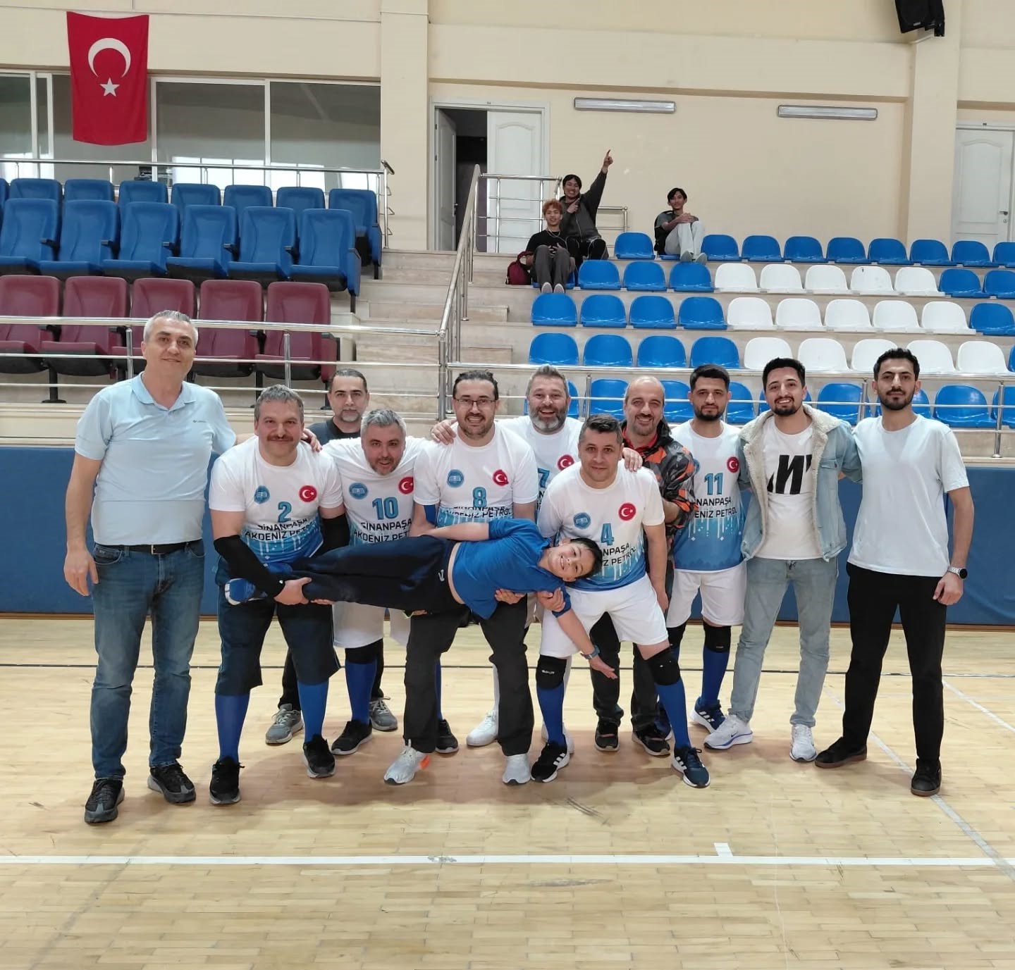 Voleybol Personel Turnuvası’nın Şampiyonu Sinanpaşa MYO Oldu