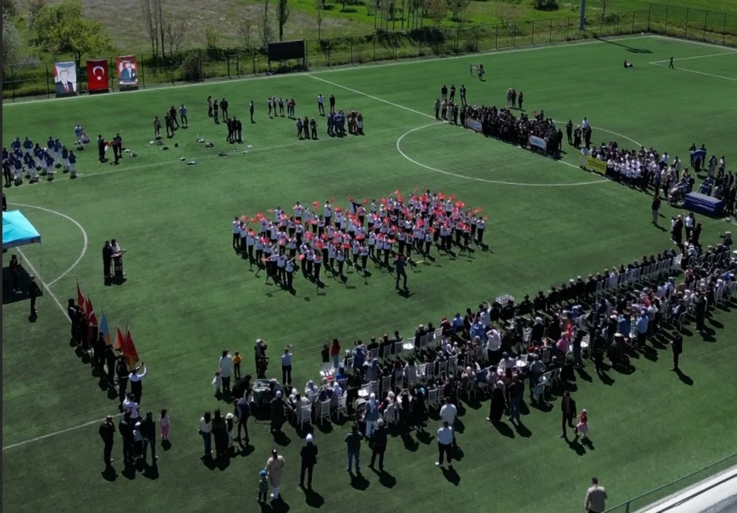 Sinanpaşa İlçesinde 19 Mayıs Coşkusu Yaşandı
