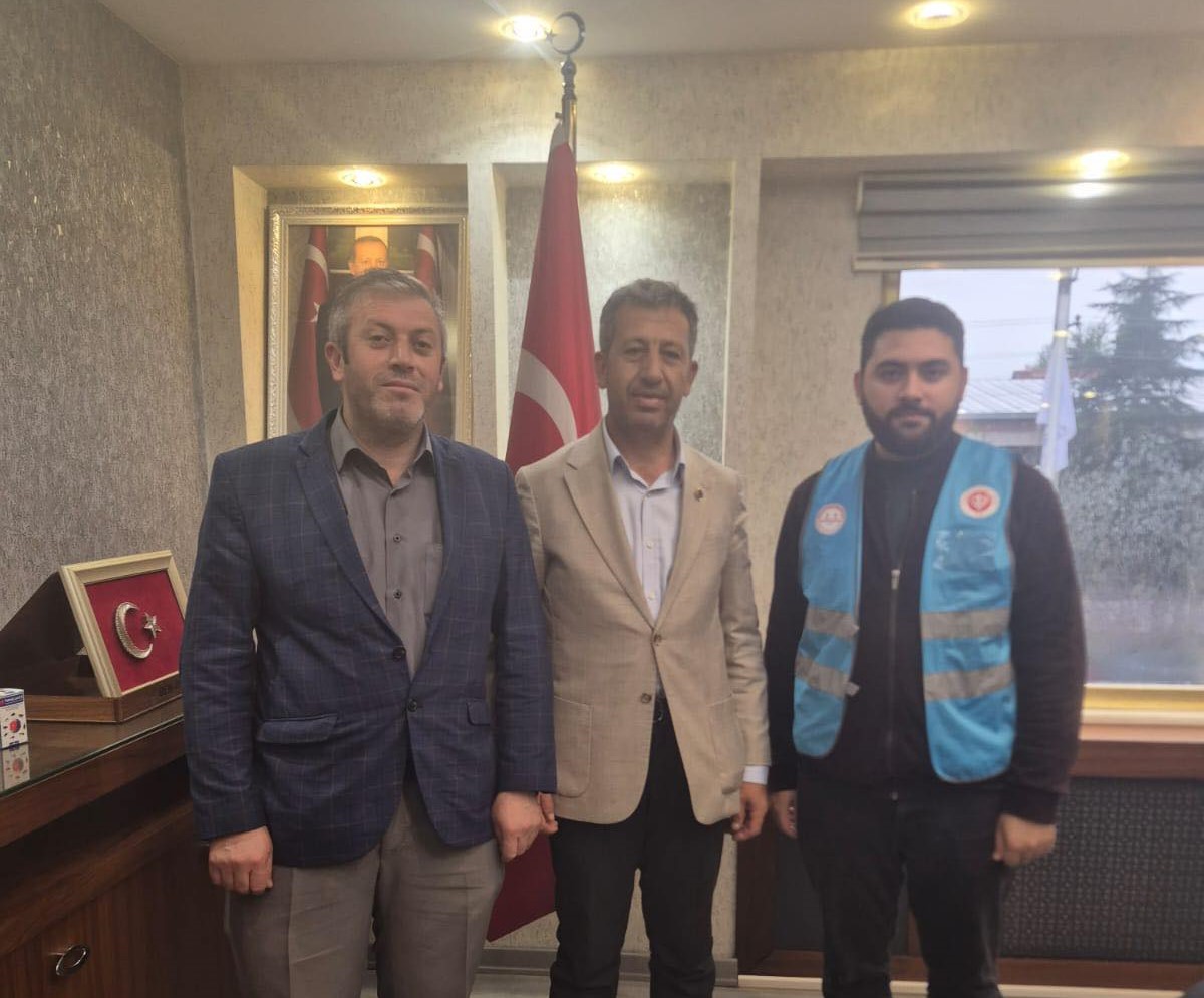 Kılıçarslan Belediye Başkanı Zülkarni Davas’tan Vekâletle Kurban Bağışı